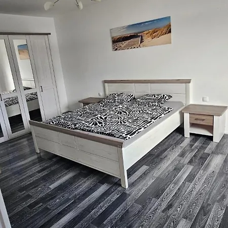 Krantor Riverside Apartamento *