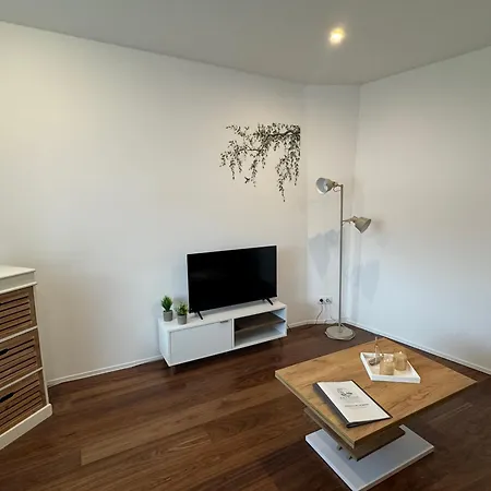 Apartamento Krantor Riverside Rees